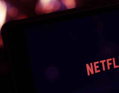 Un año gratis de suscripción a Netflix? Es falso, ni follow ni retuit