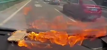 Un iPhone explota en un vehículo en movimiento
