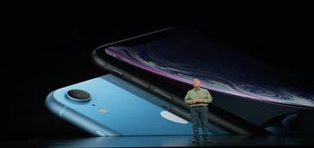 Phil Schiller explica por qué el iPhone XR tiene una pantalla de 720p (y tiene lógica)