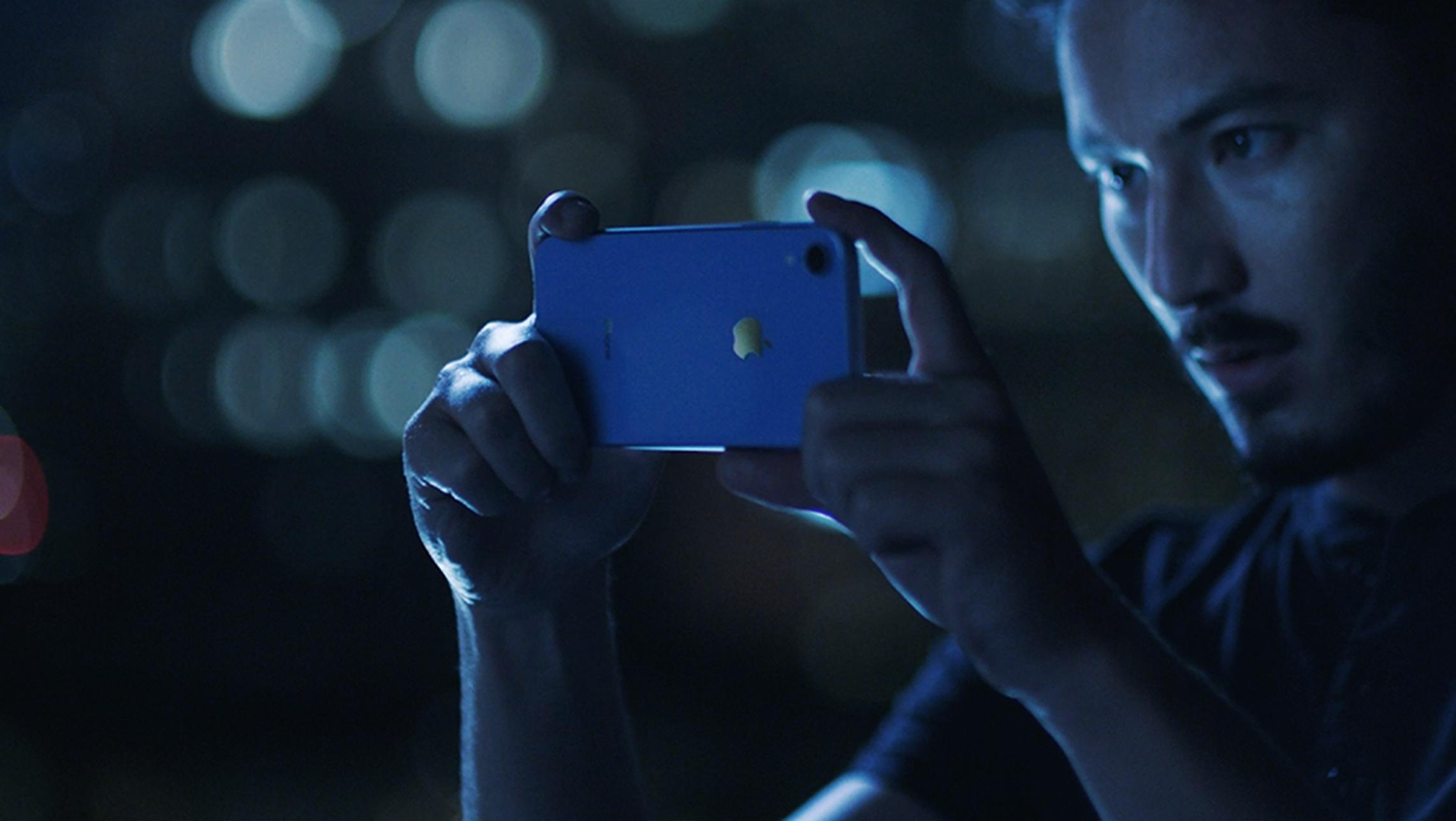 iPhone XR Reviews Apple Azul