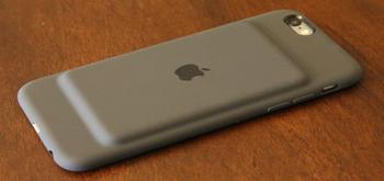 La posible Smart Battery del iPhone XS surge en documentos internos de Apple