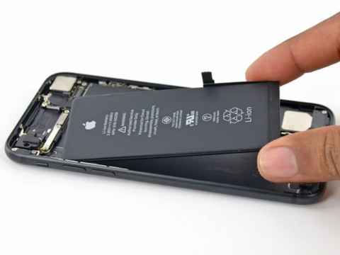 Cuánto cuesta cambiar la batería de un iPhone