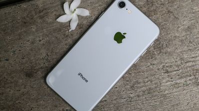 iPhone 8