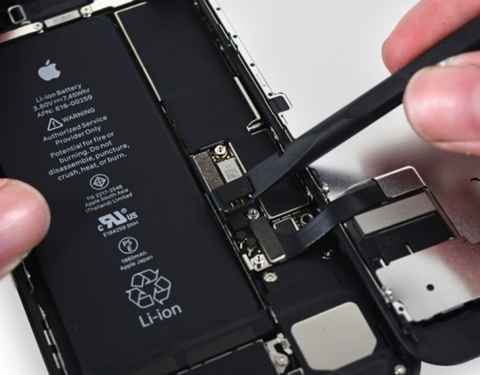 Cuánto cuesta cambiar la batería de un iPhone