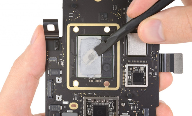 MacBook con M1 por dentro