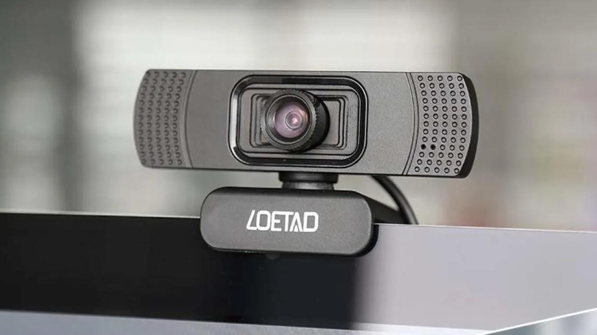 Por qué deberías de tapar la webcam de tu portátil o tu iMac