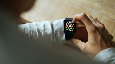 Enviar y recibir mensajes en el Apple Watch