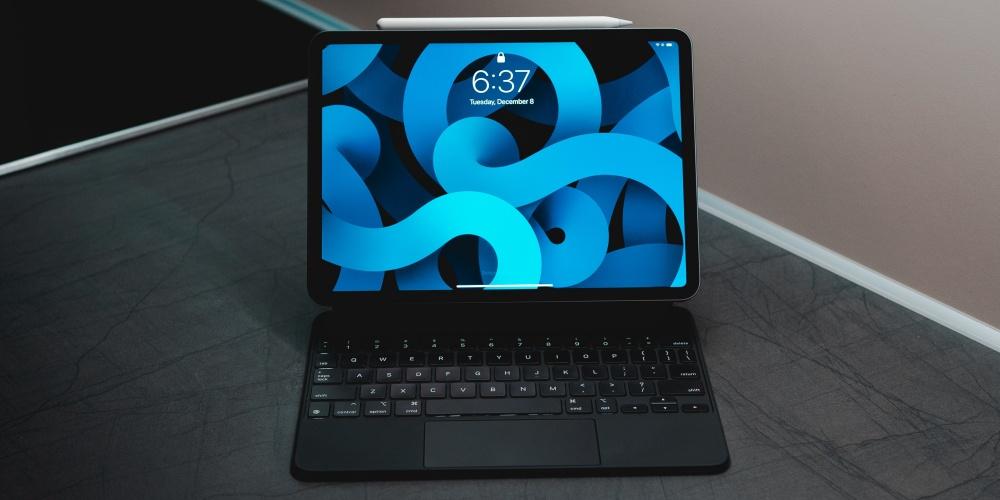 iPad + Keyboard Ajaib