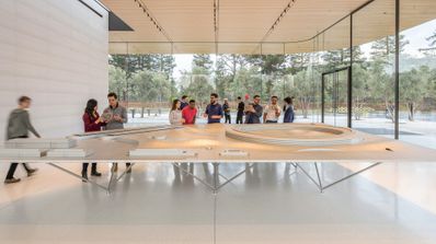 apple park visitor center