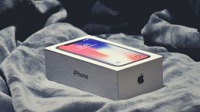 iPhone X