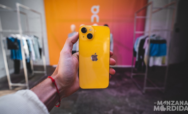 iPhone 14