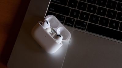 AirPods