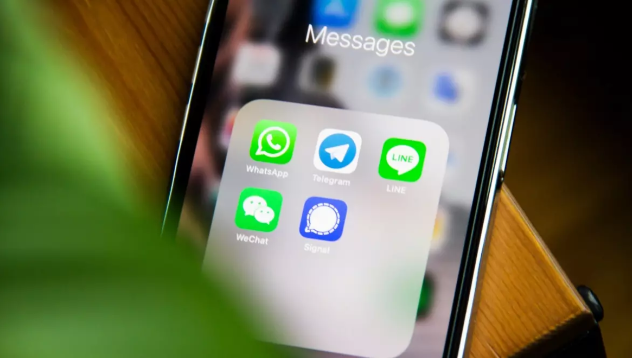 Photo of Come cambiare carattere in WhatsApp e iMessage?