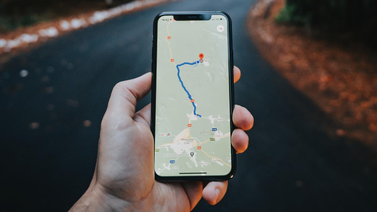 iOS 17 makes it easier to download offline maps