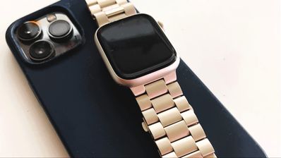 Apple Watch y el iPhone 13 Pro Max