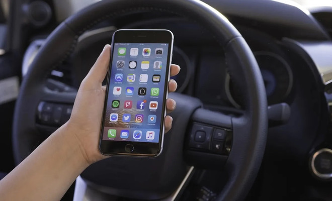 iPhone en el coche