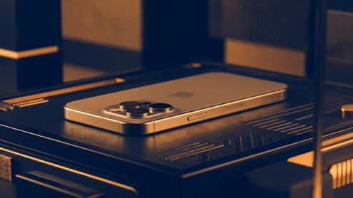 iPhone 17 Pro en color naranja cósmico con su sistema de cámaras Pro Fusion