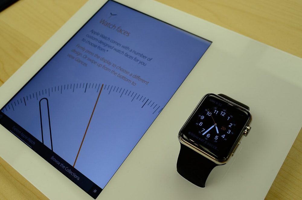 Apple Watch expuesto en una tienda Apple