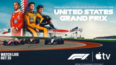 Cartel promocional del Gran Premio de Estados Unidos 2026 de Fórmula 1 en Apple TV con Lewis Hamilton, Lando Norris y George Russell sobre el circuito de Austin.