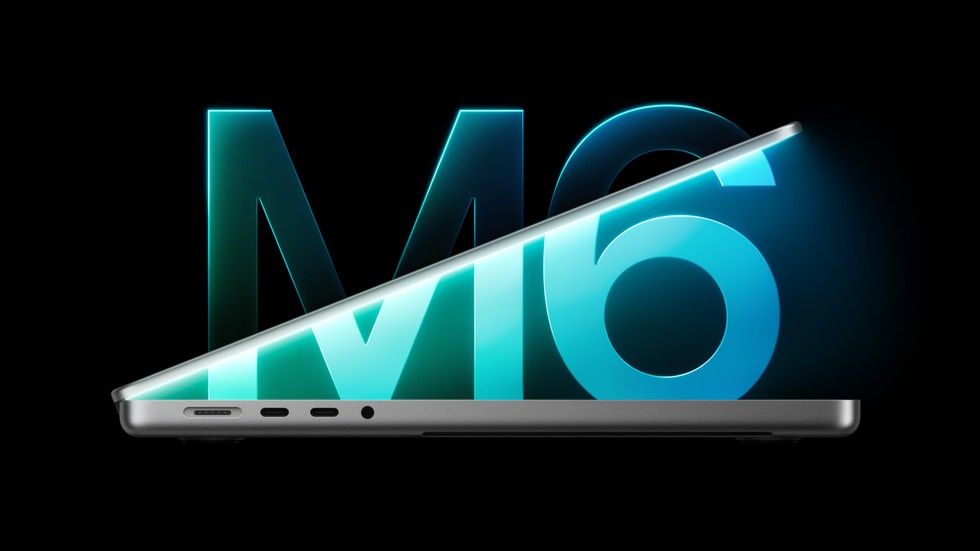 Perfil lateral de un MacBook Pro entreabierto con el logotipo M6 iluminado en azul y verde al fondo.
