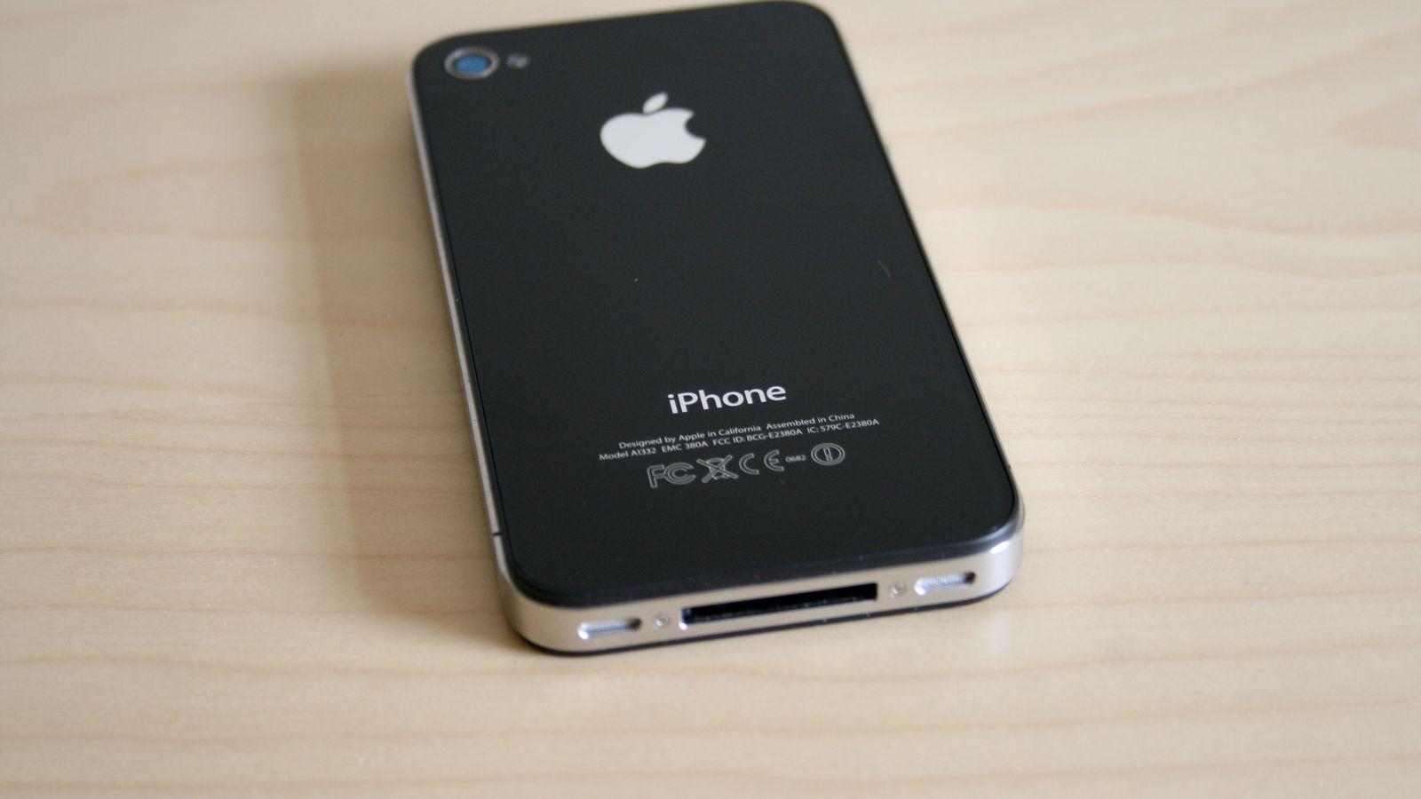 Apple iPHONE 4